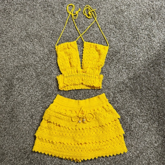 Island Wear 2 Piece Set Cropped Top and Shorts Size Small - Picture 6 of 7